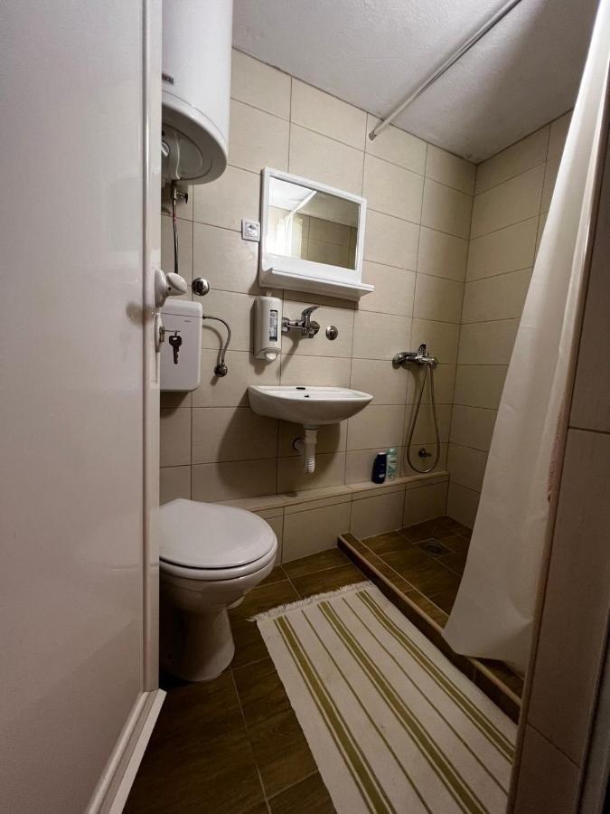 Отель Ljubav Stara Zaovine Lazici Экстерьер фото