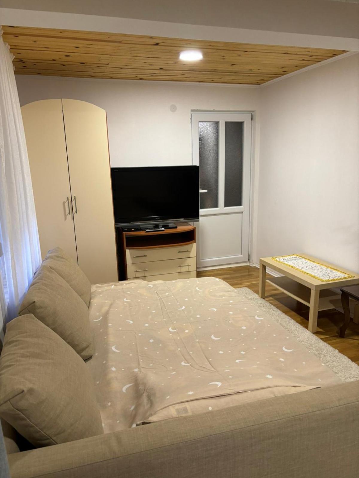 Отель Ljubav Stara Zaovine Lazici Экстерьер фото