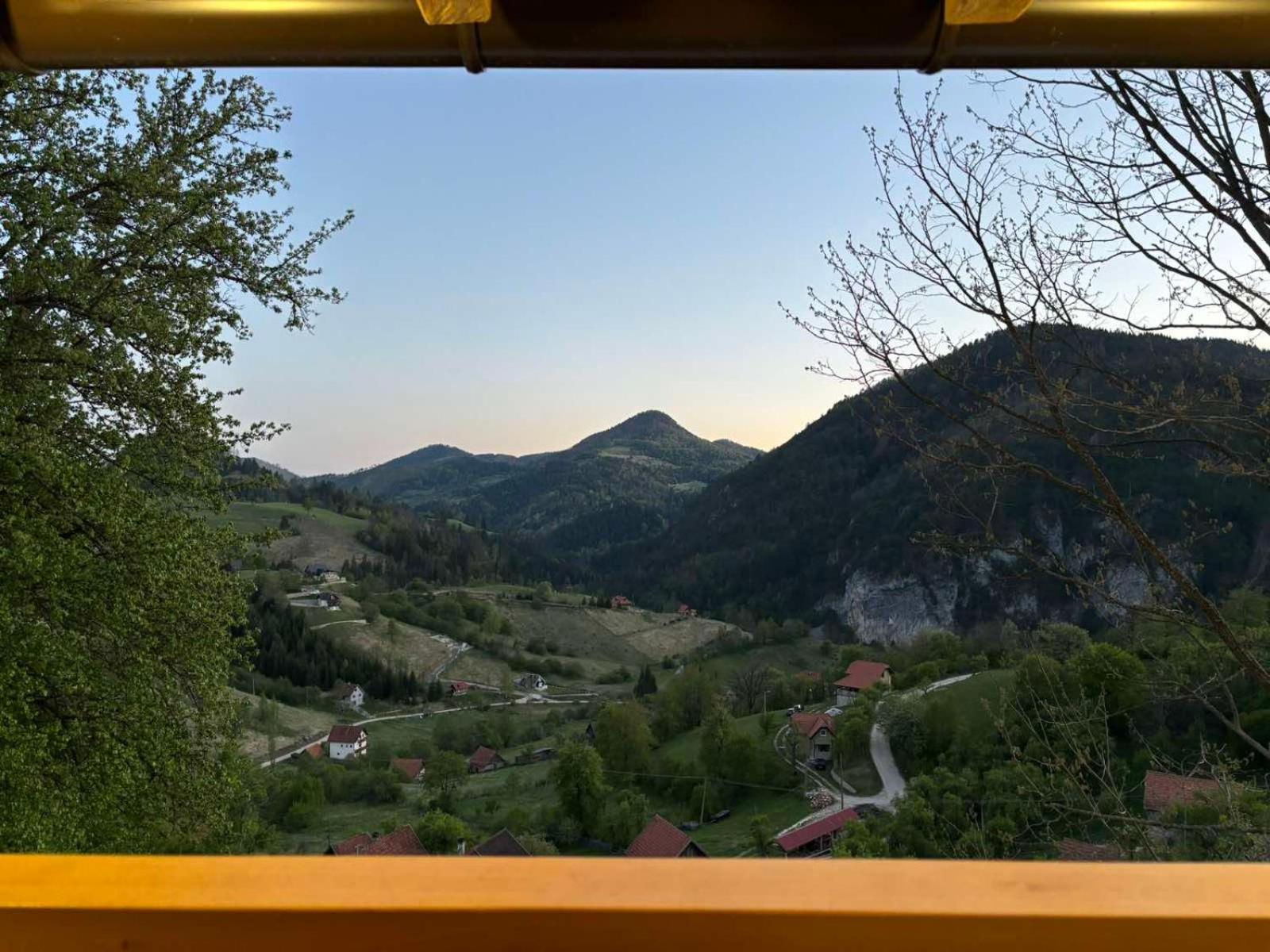 Отель Ljubav Stara Zaovine Lazici Экстерьер фото