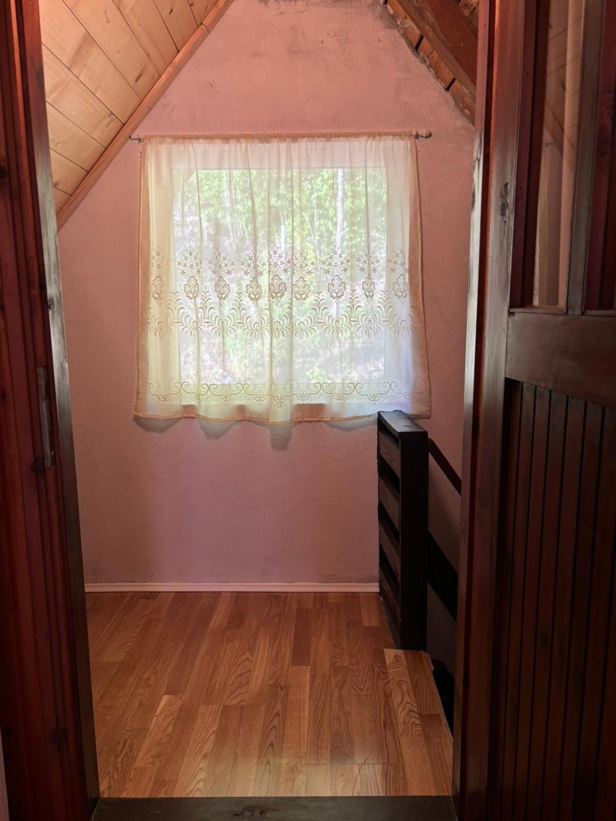 Отель Ljubav Stara Zaovine Lazici Экстерьер фото