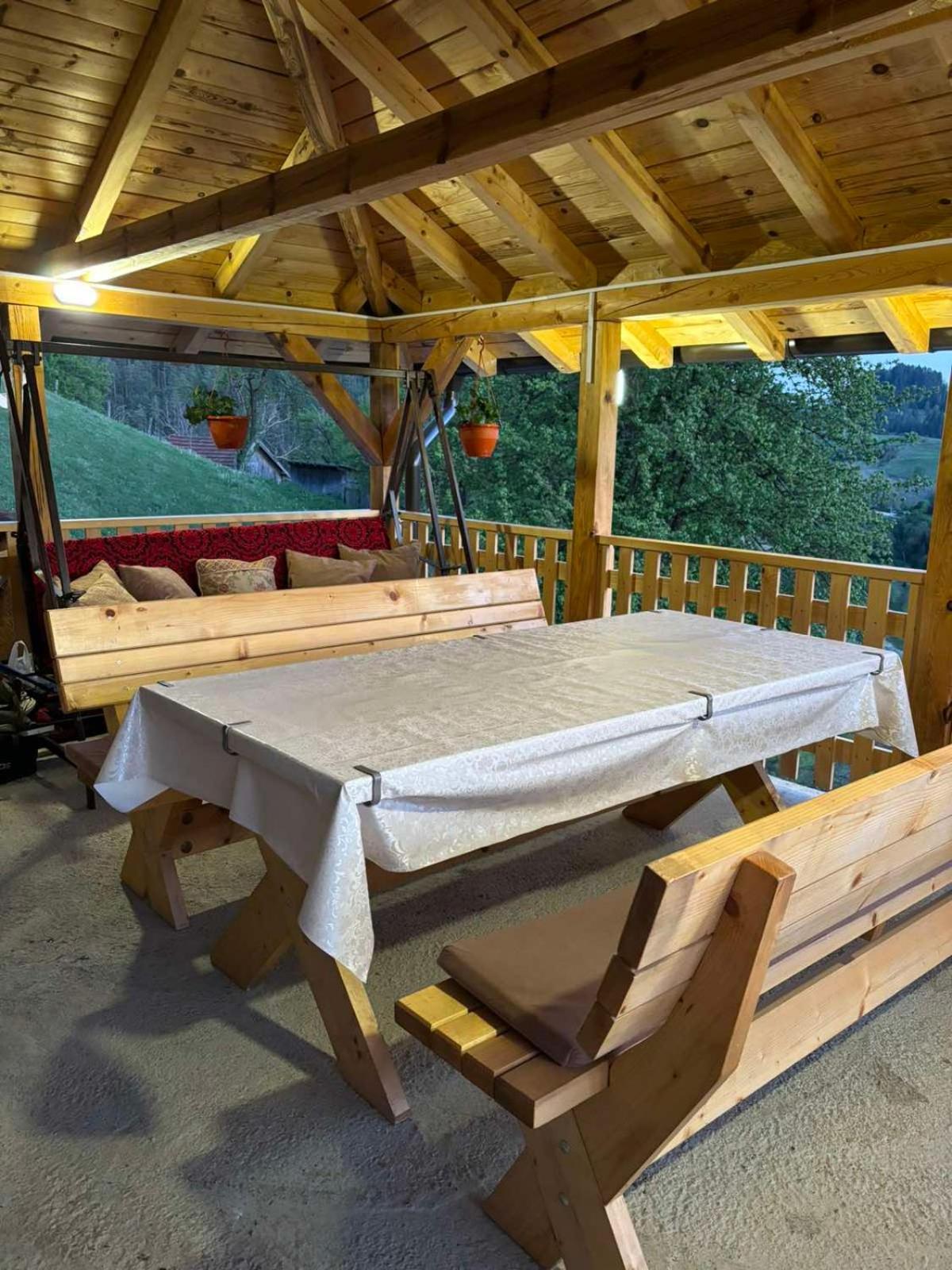 Отель Ljubav Stara Zaovine Lazici Экстерьер фото