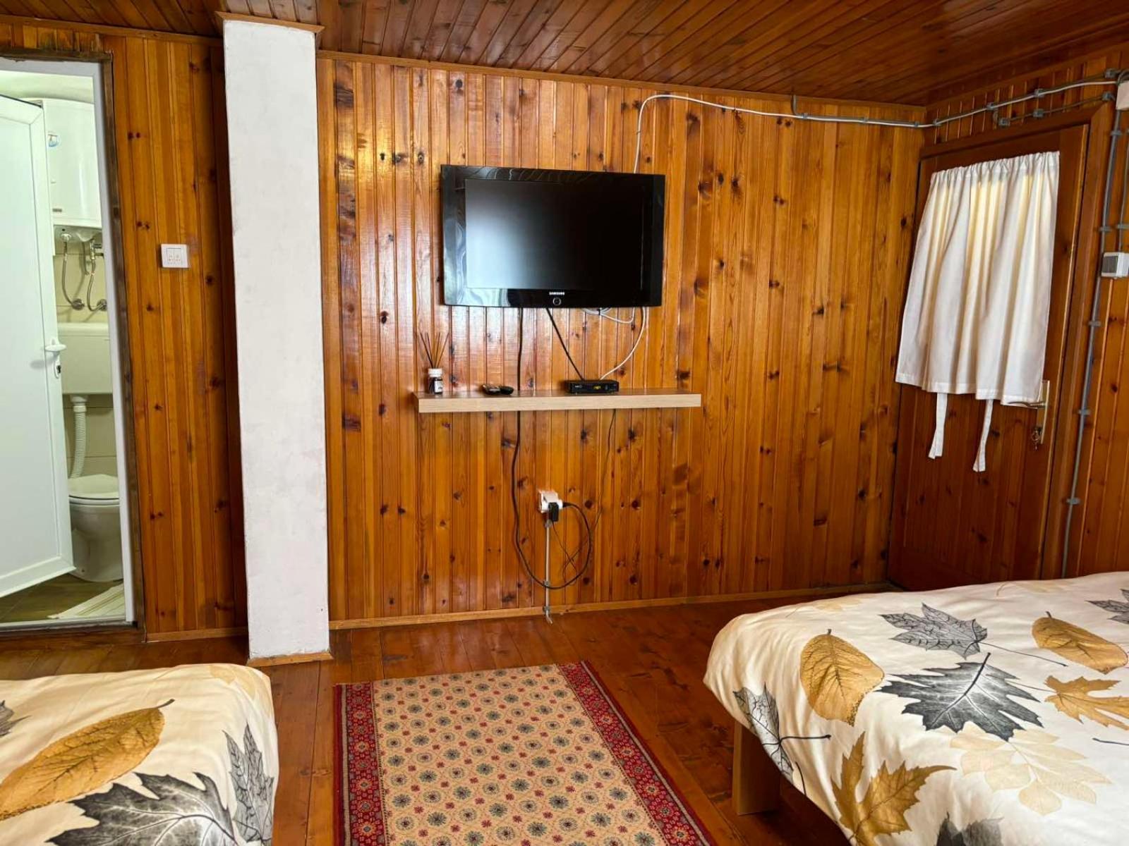 Отель Ljubav Stara Zaovine Lazici Экстерьер фото